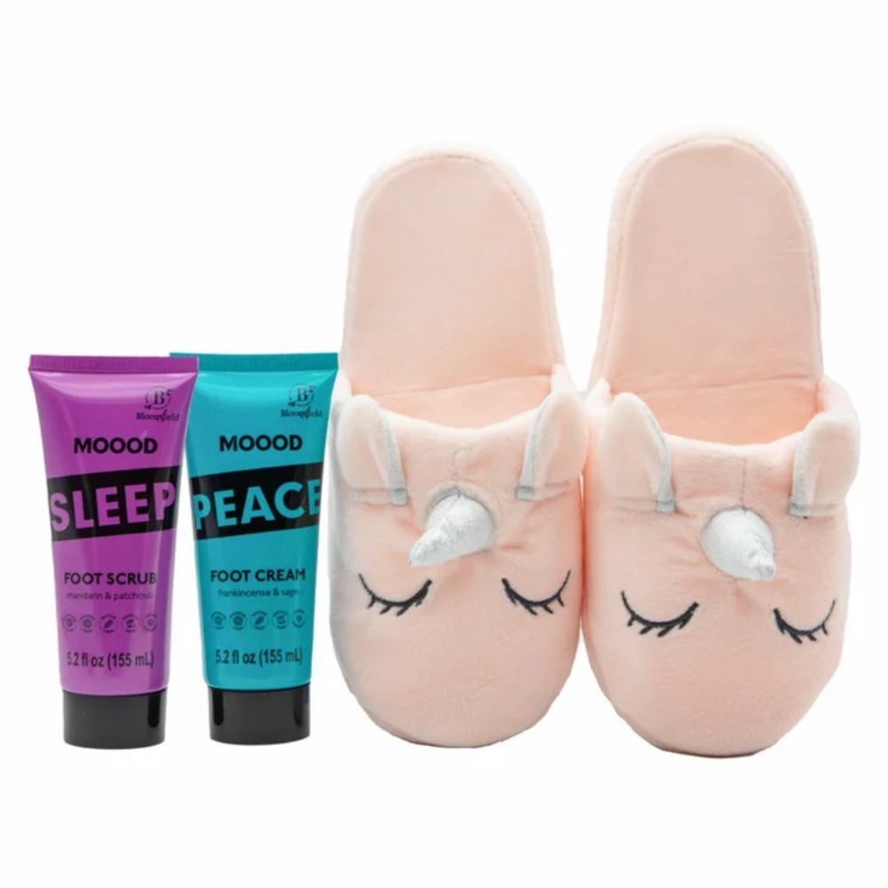 New, never opened, I Love Unicorns Foot Care Set